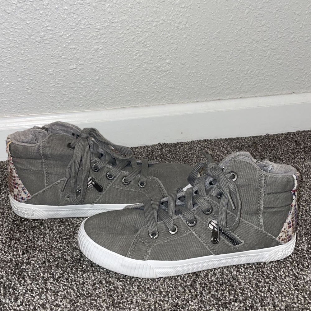 Women’s Blowfish Hight Top Sneakers